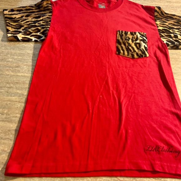 LIR Clothing t-shirt with leopard print - Picture 10 of 16
